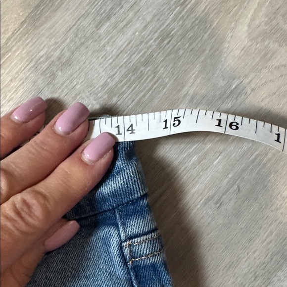 Good American Light Blue Flare Jeans - Picture 3 of 7